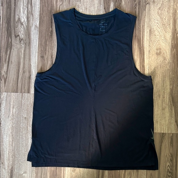 Nike Midnight Black Athletic Tank - Picture 1 of 9